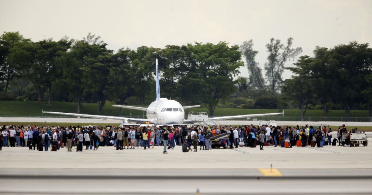 Is Fort Lauderdale a big airport?