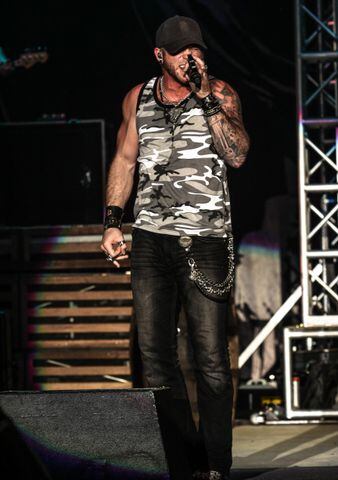 Brantley Gilbert at Country Concert '14