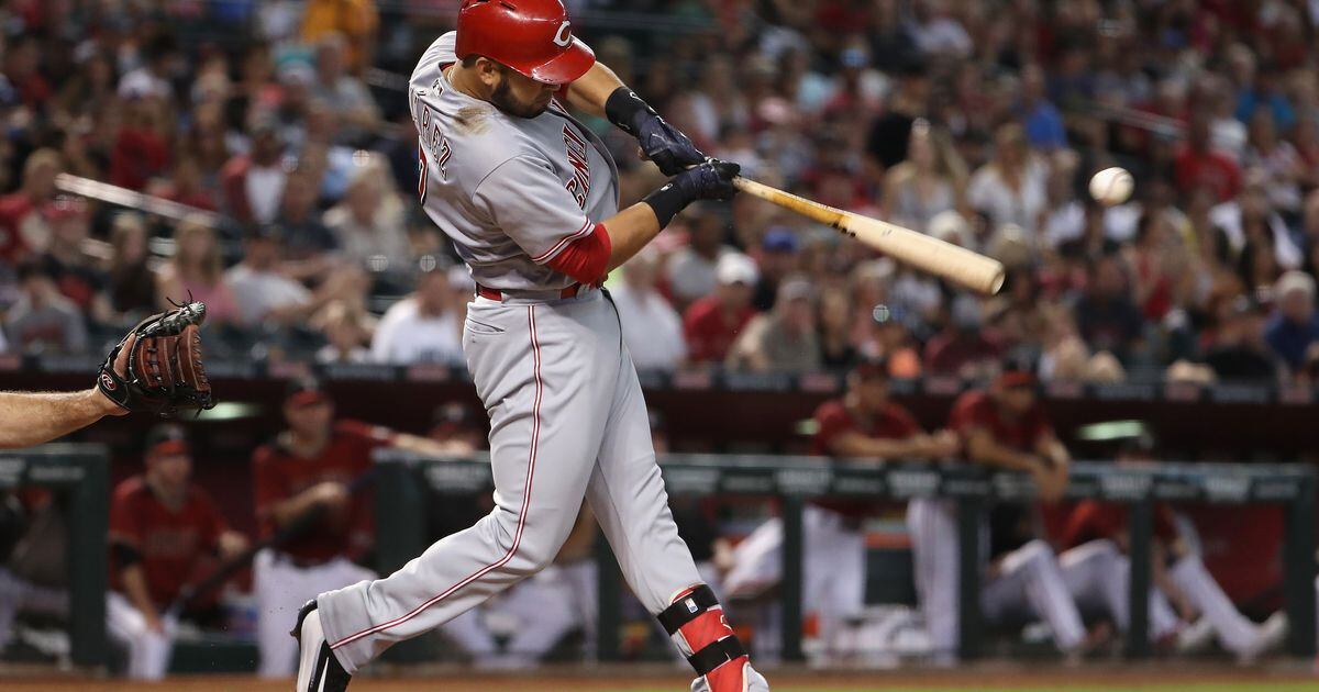 Quiet Cincinnati Reds offseason putting heat on Eugenio Suarez, others