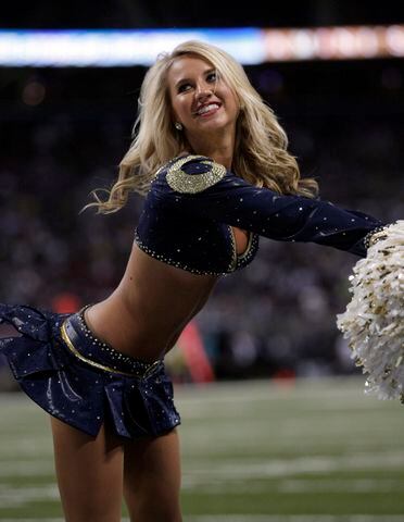 PHOTOS: Cheerleaders, Week 3 vs. Bears