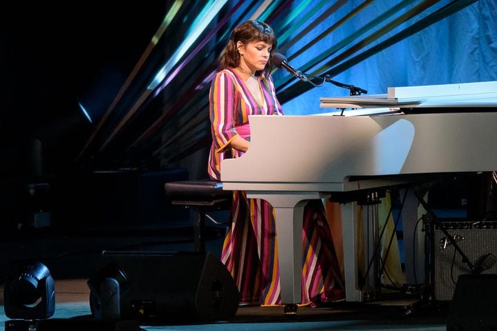 PHOTOS: Norah Jones with Mavis Staples live at Rose Music Center