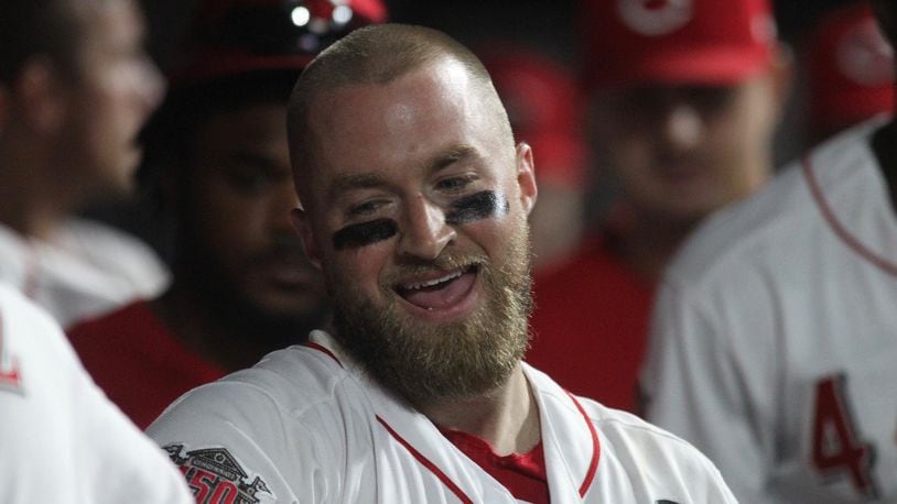 Cincinnati Reds: Tucker Barnhart trying to stay busy at home