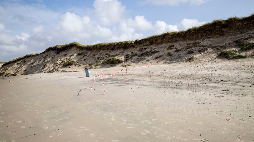 The dunes at Noerre Vorupoer, Denmark, Monday Aug. 26, 2024, where two German boys aged 9 and 12 were buried in a landslide on Sunday afternoon. (Johnny Pedersen/Ritzau Scanpix via AP)