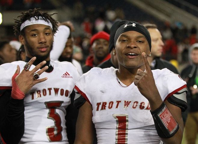 PHOTOS: Trotwood-Madison vs. Mansfield Senior, D-III state football championship