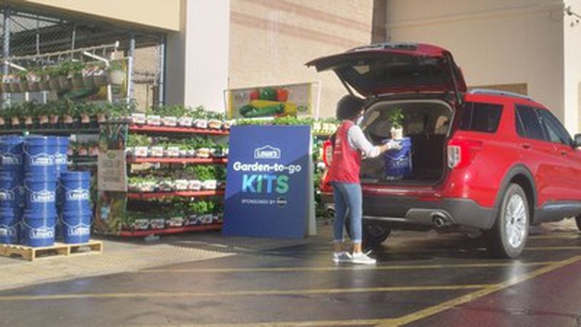 Lowe's will begin offering garden to-go kits each Thursday starting April 8. Photo courtesy PRNewsfoto/Lowe's Companies, Inc.