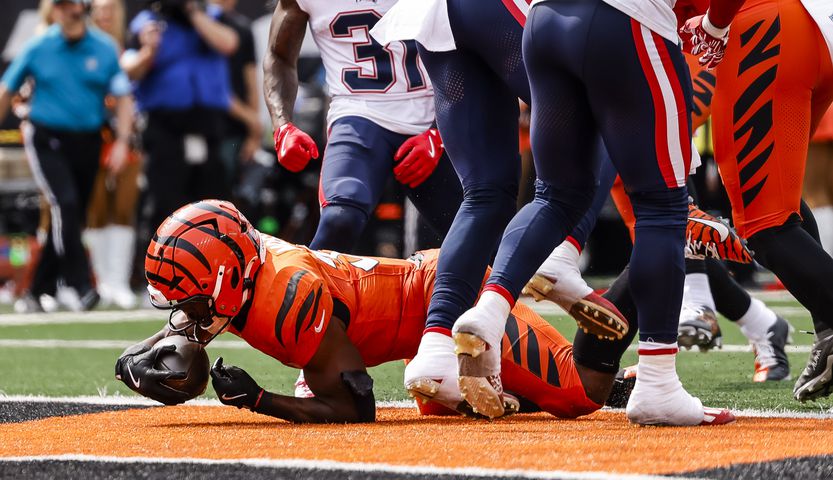 090824 Bengals vs Patriots football