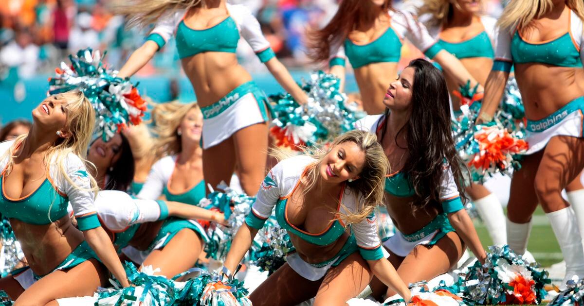 Hot Miami Dolphin Cheerleaders - Gallery