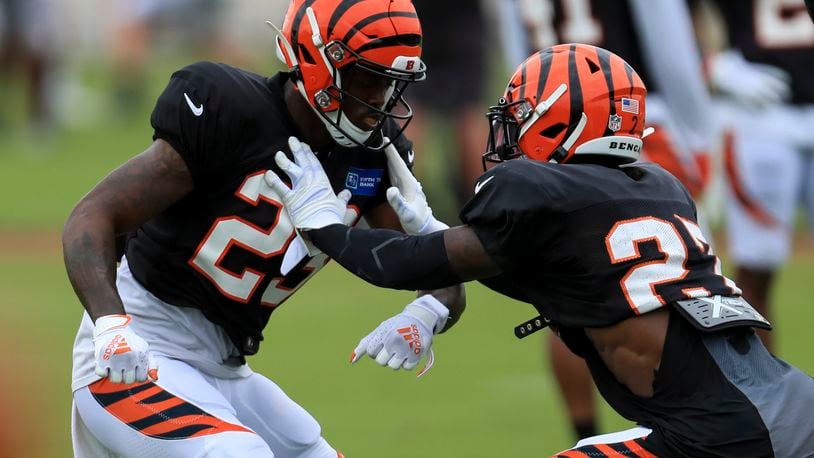 Snap Counts: Bengals' defensive depth continues to be utilized vs