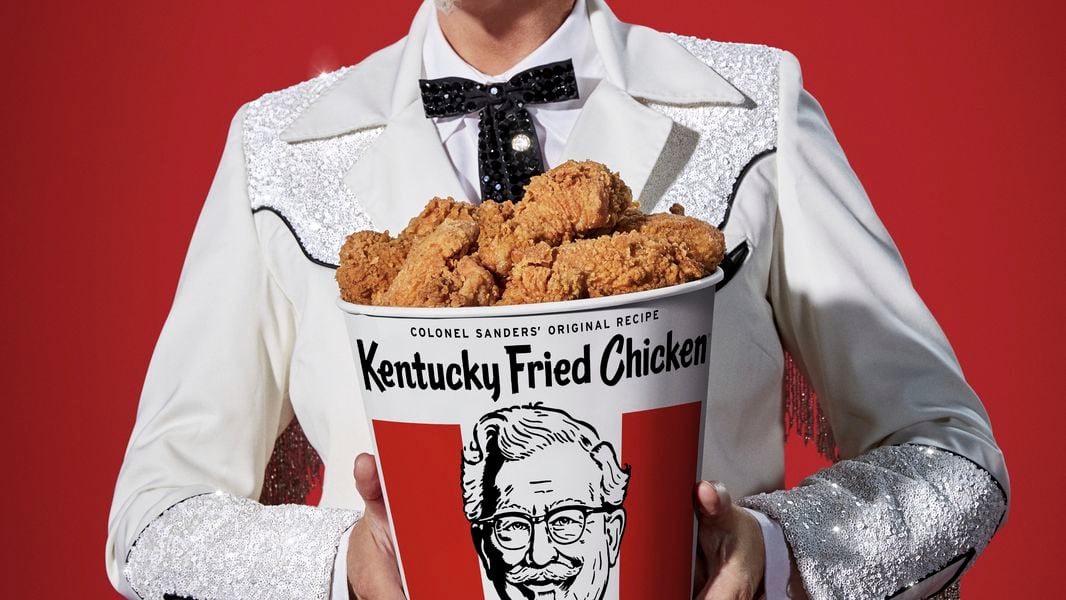 Reba Mcentire Tapped As Kfc S New Colonel Sanders