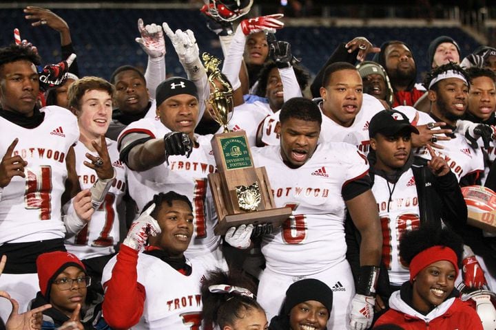 PHOTOS: Trotwood-Madison vs. Mansfield Senior, D-III state football championship