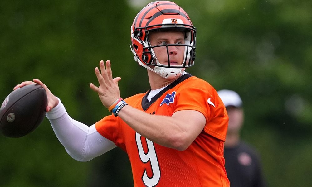 Cincinnati Bengals quarterback Joe Burrow throws during the team's NFL football training camp Sunday, July 28, 2024, in Cincinnati. (AP Photo/Kareem Elgazzar)