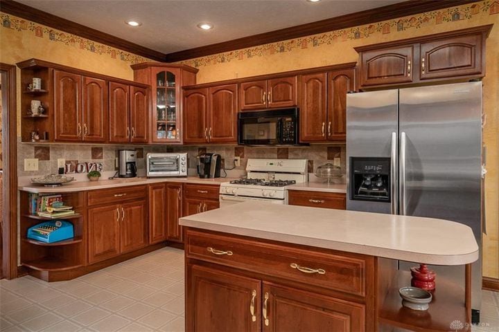 PHOTOS: Brick ranch with 5-car garage on market near Fairborn