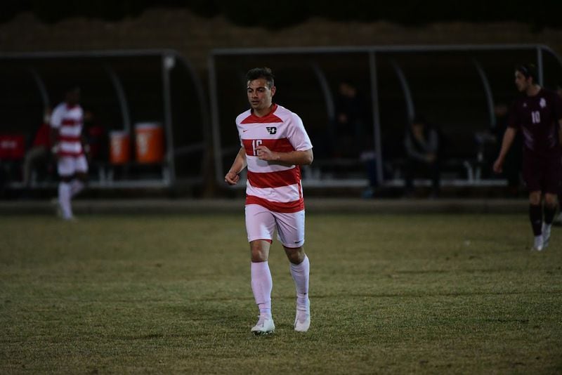 Jake Feiner, Football De L'Université De Dayton.  Photo D'Athlétisme De Dayton