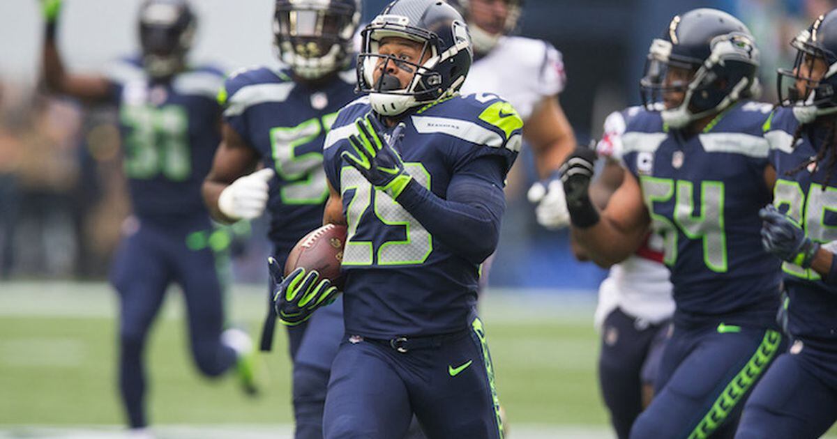 Cowboys offered 2nd-round pick for Seahawks safety Earl Thomas