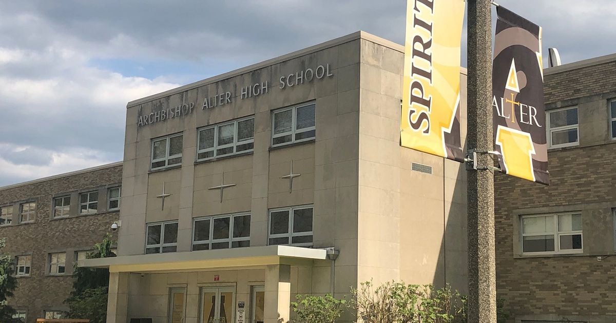 Gay teacher ousted at Alter HS; principal calls it 'unfortunate'