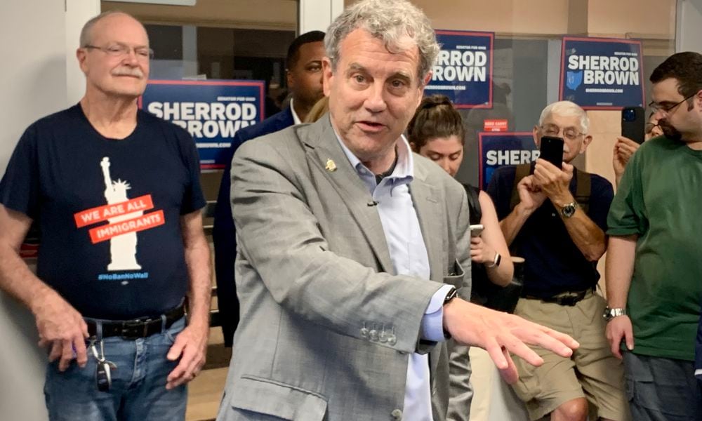 U.S. senator Sherrod Brown speaks to volunteers during a canvassing event Sunday afternoon. LONDON BISHOP/STAFF