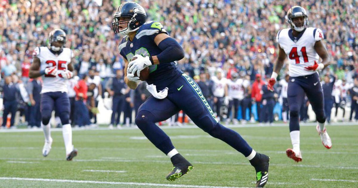 Seattle Seahawks tight end (88) Jimmy Graham on the field for