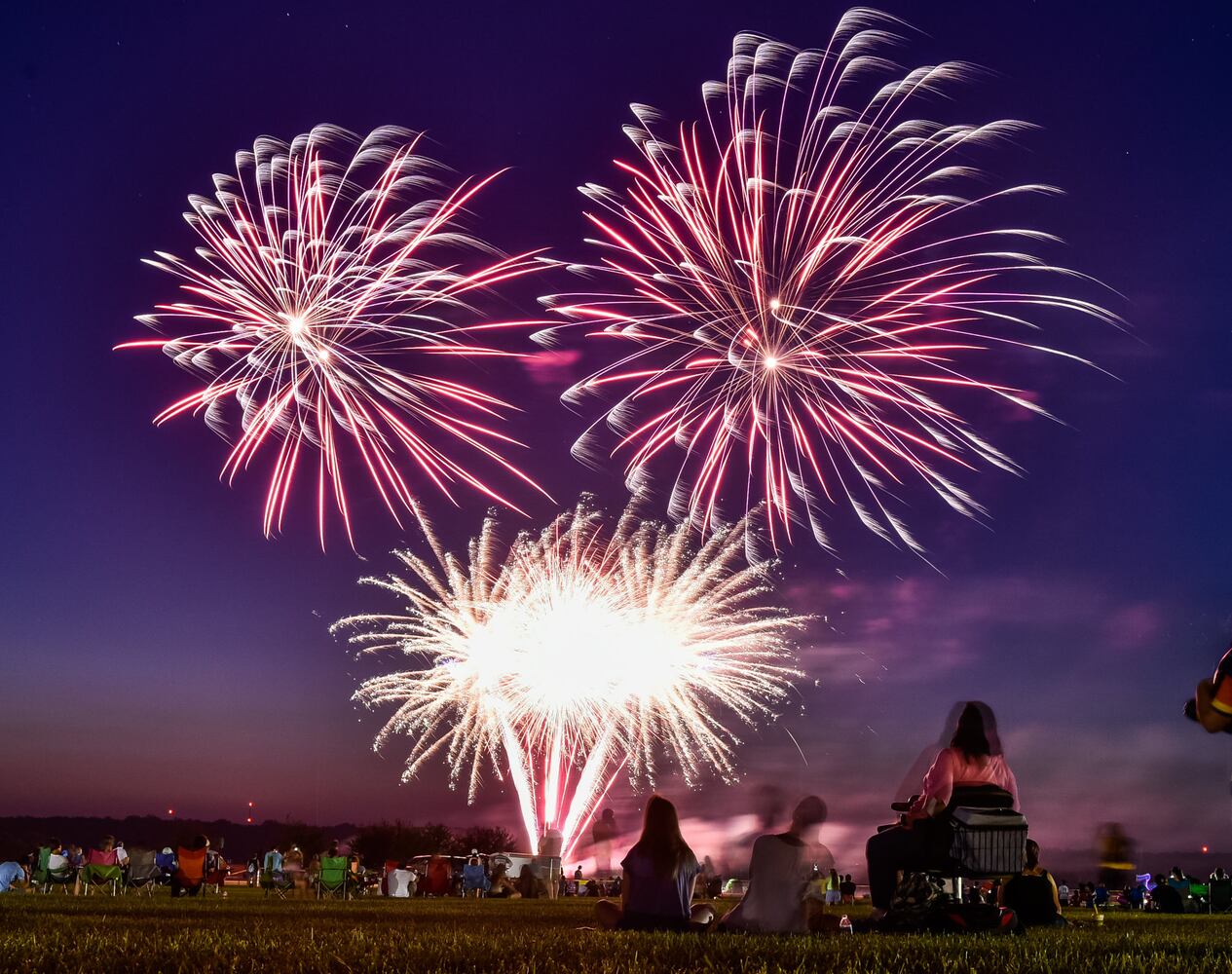 Ohio Challenge balloon glow and fireworks