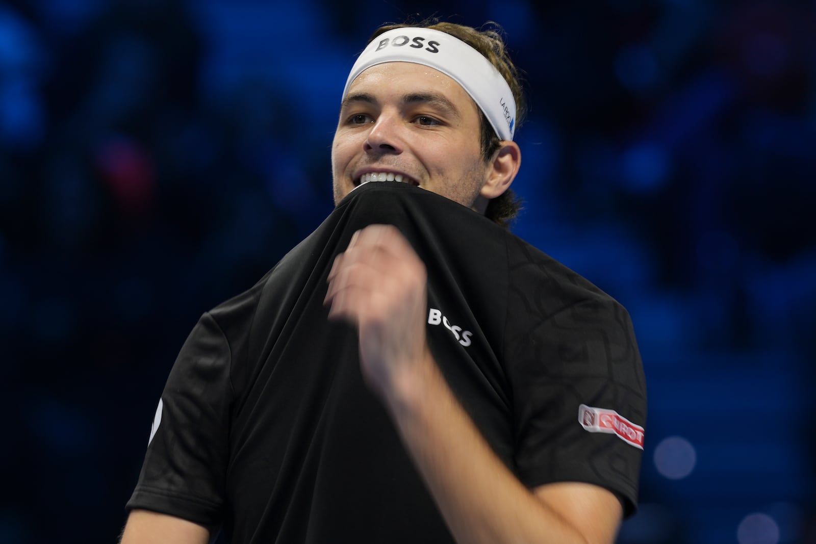 Taylor Fritz of the United States reacts during the final match of the ATP World Tour Finals against Italy's Jannik Sinner at the Inalpi Arena, in Turin, Italy, Sunday, Nov. 17, 2024. (AP Photo/Antonio Calanni)