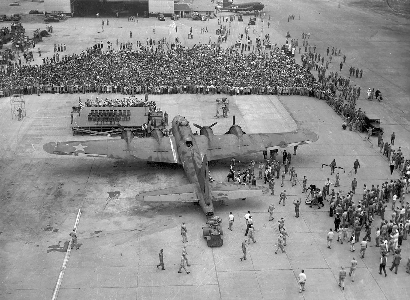 Photos: Memphis Belle visits Dayton on 1943 war bond tour