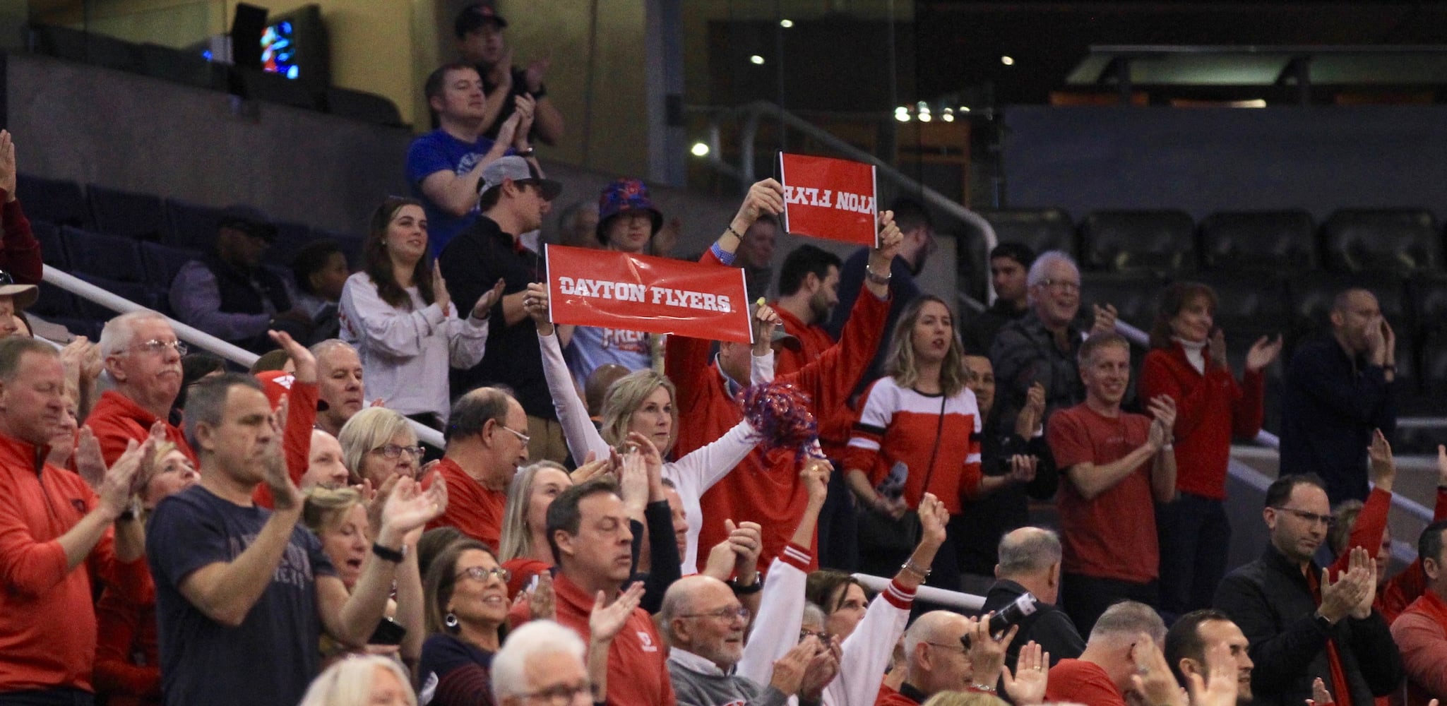 Photos: Dayton Flyers fans in Phoenix