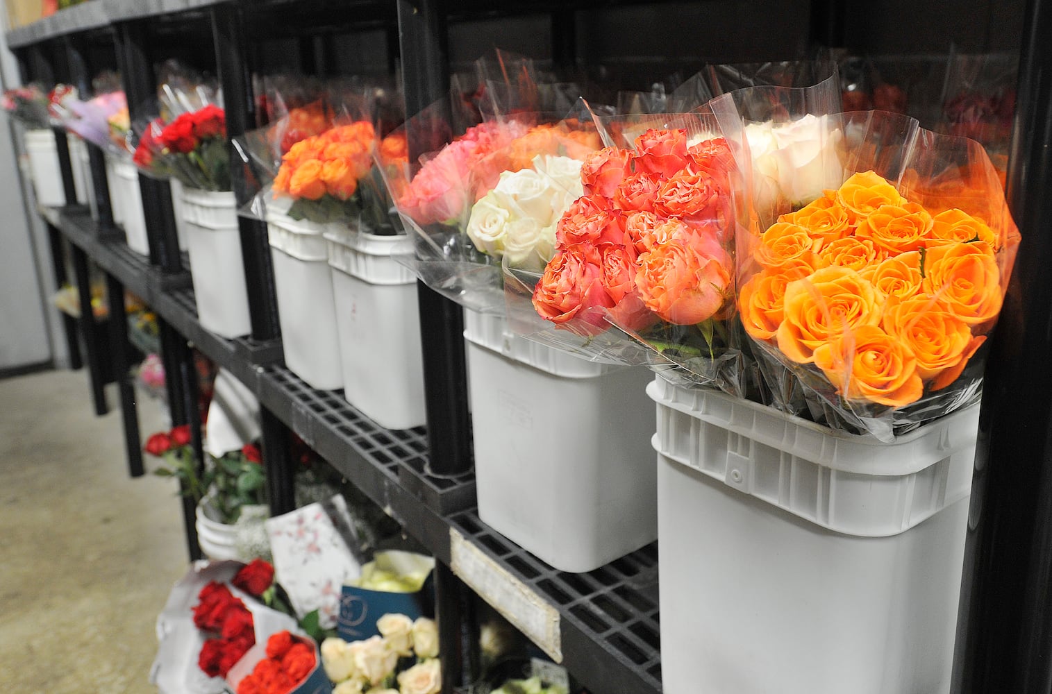 PHOTOS: Flowers arrangements make Mother’s Day special