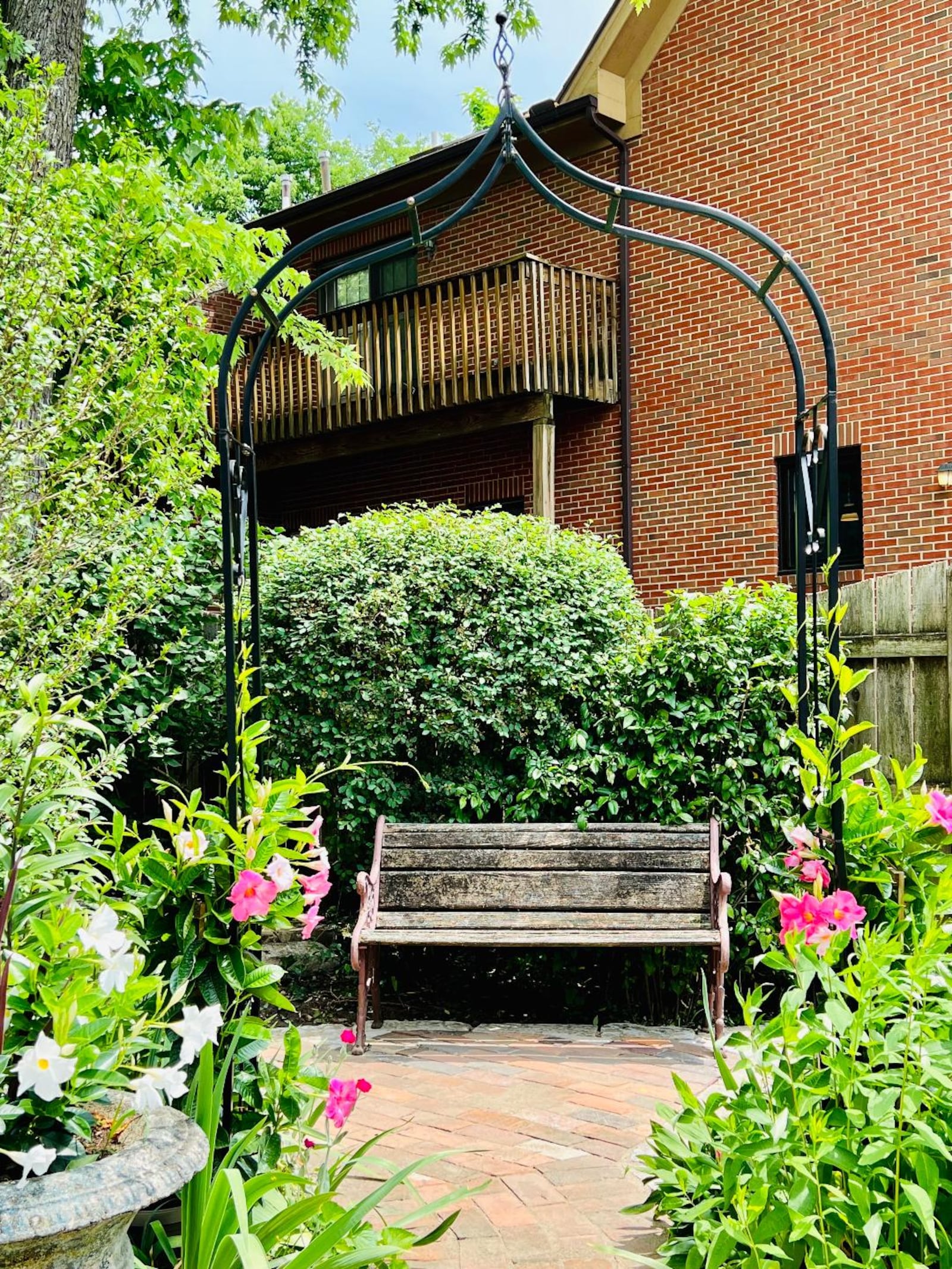 The Oregon Historic District Society (OHDS) and presenting sponsors, Toxic Brew Company and Alexandra Haines (a Keller Williams Realty Agent), are hosting the biannual OHDS Summer Garden Tour Saturday, June 25.