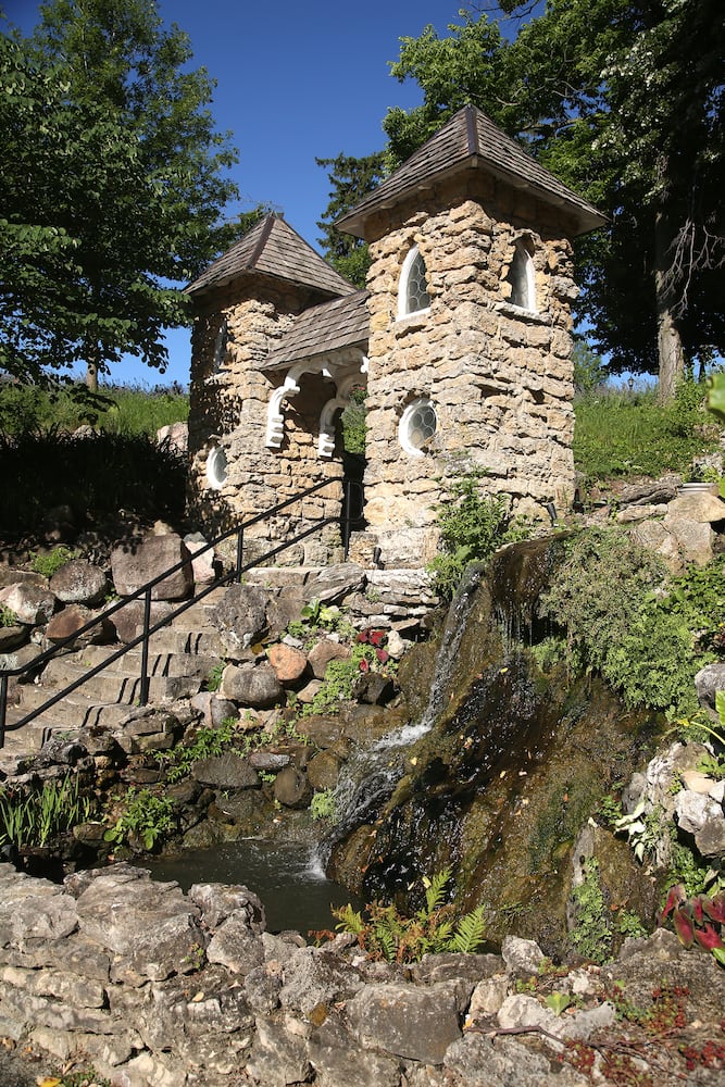 PHOTOS: Take a stroll through the glorious Grotto Gardens