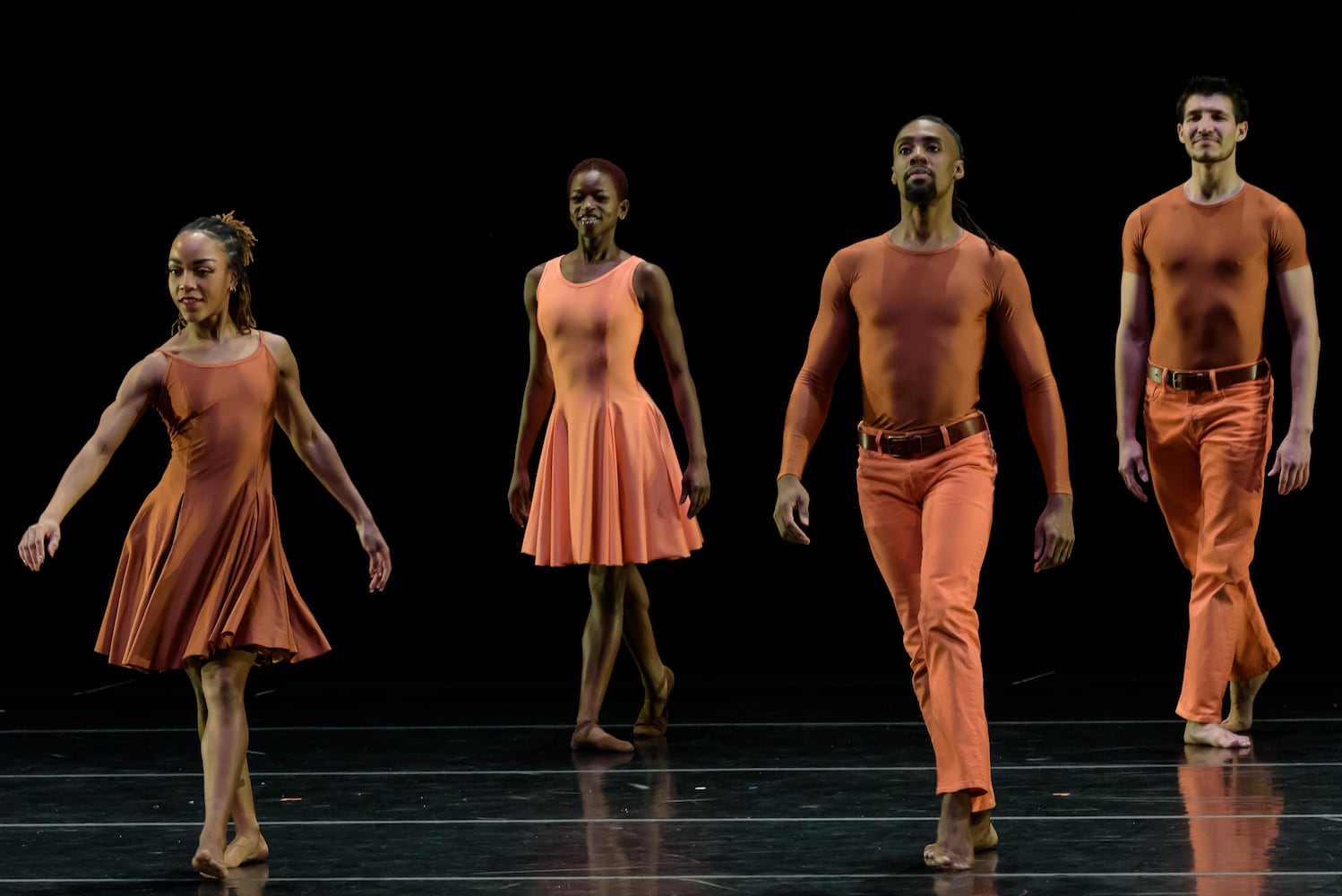 PHOTOS: DCDC's In Modern Moves @ Victoria Theatre