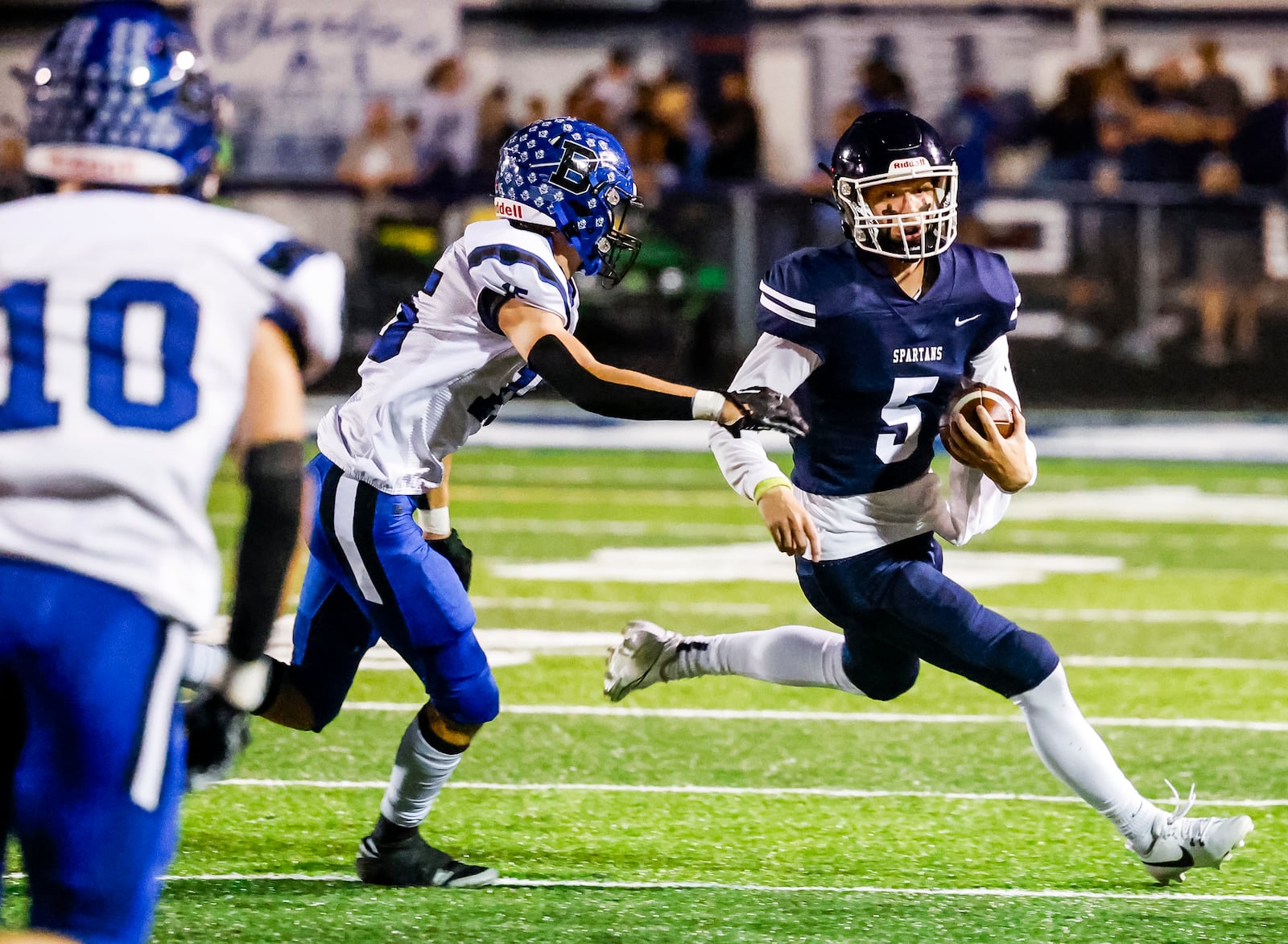 Valley View quarterback Caden Henson carries the ball during their game against Brookville Friday, Oct. 13, 2023 at Valley View's Niswonger Field in Germantown. Valley View won 49-21. NICK GRAHAM/STAFF