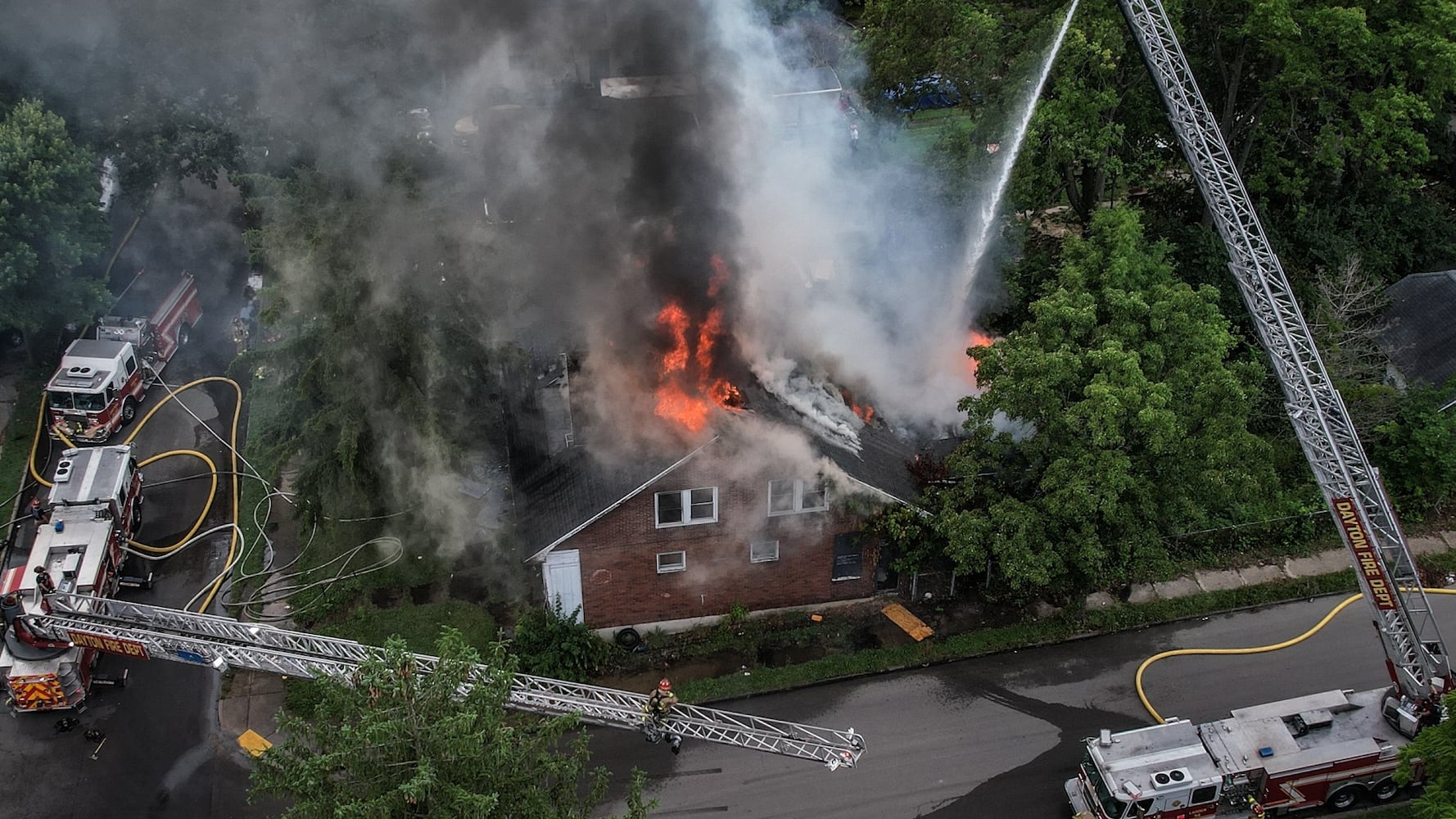 Fire destroys house in Dayton