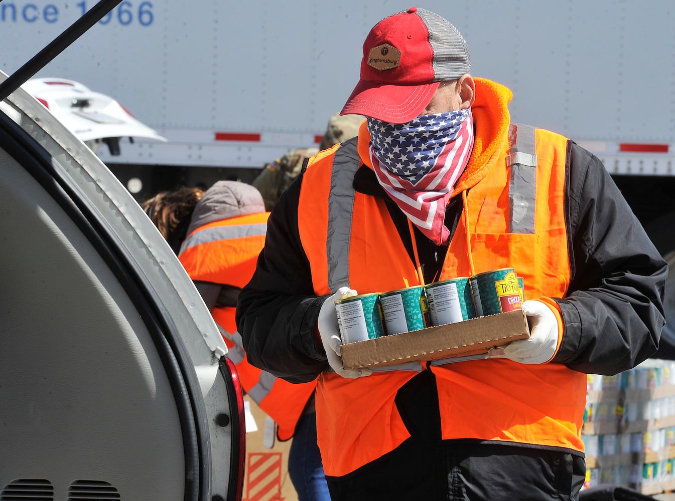 PHOTOS: Thousands line up for food distribution in Greene County