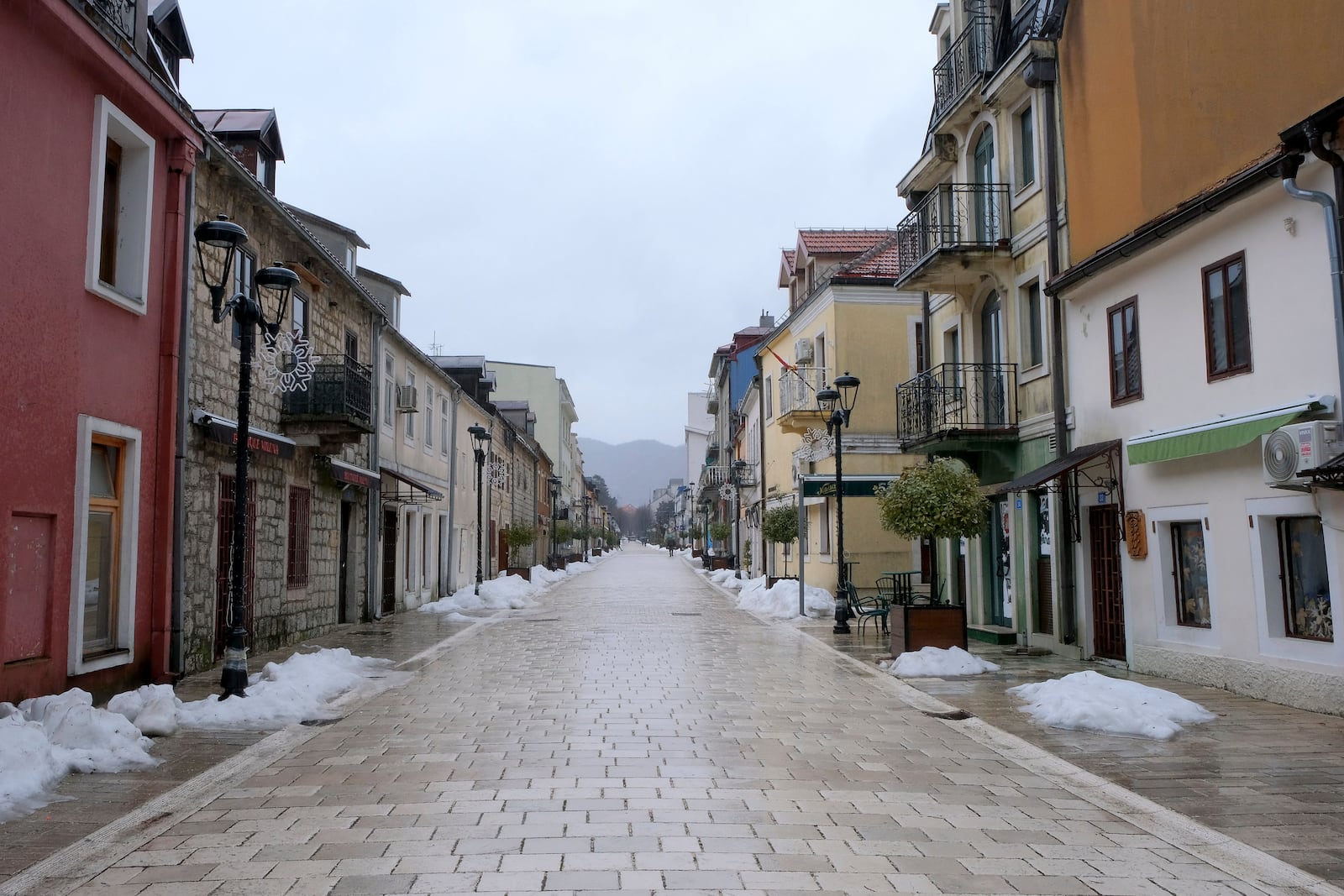 A view of an empty street, two day after a shooting in Cetinje, 36 kilometers (22 miles) west of Podogrica, Montenegro, Friday, Jan 3, 2025. (AP Photo/Risto Bozovic)