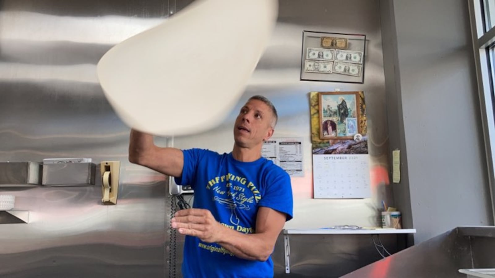 Flying Pizza, a family-owned and operated business since 1971, serves New York style pizza by the slice or whole pie. 