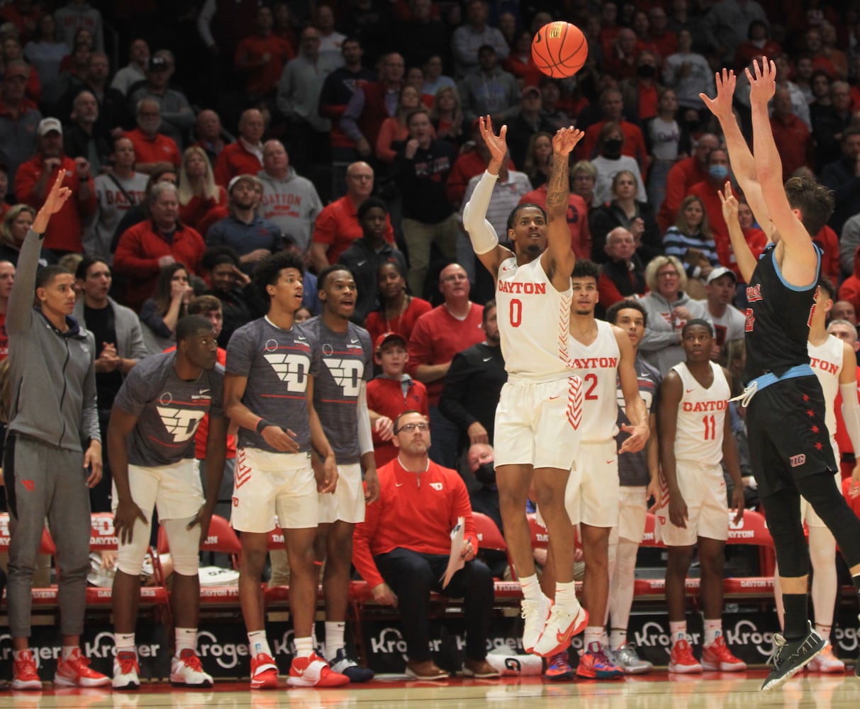 Dayton vs. Illinois-Chicago