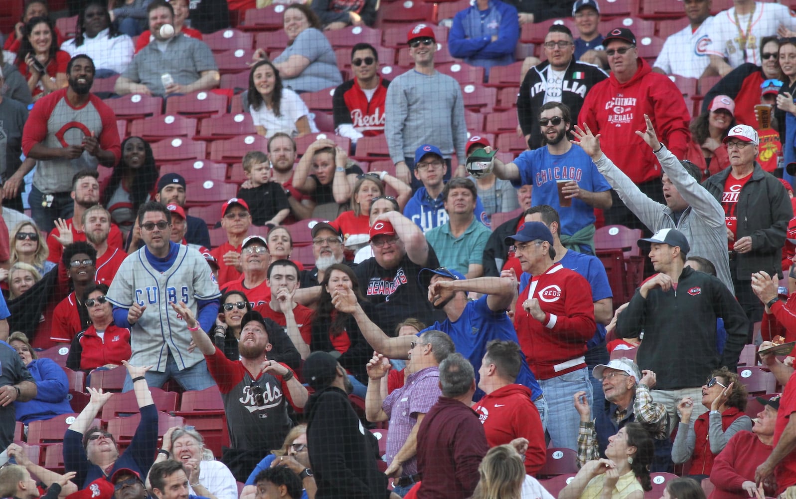 Photos: Reds fall 3-1 to Cubs in series opener