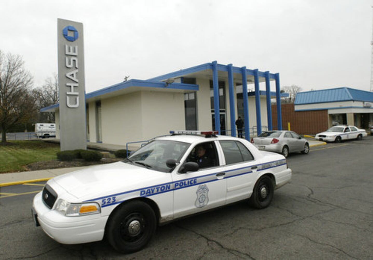 Chase Bank robbed