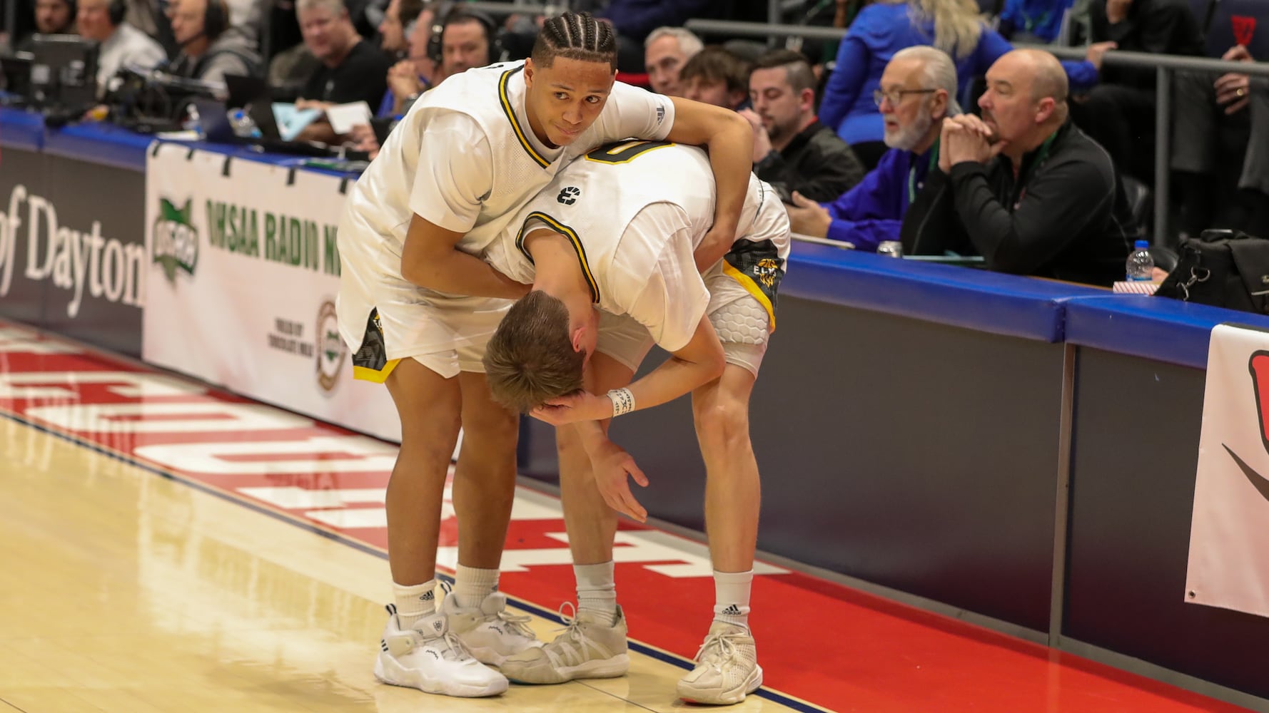 Centerville basketball Division I state semifinal 2023