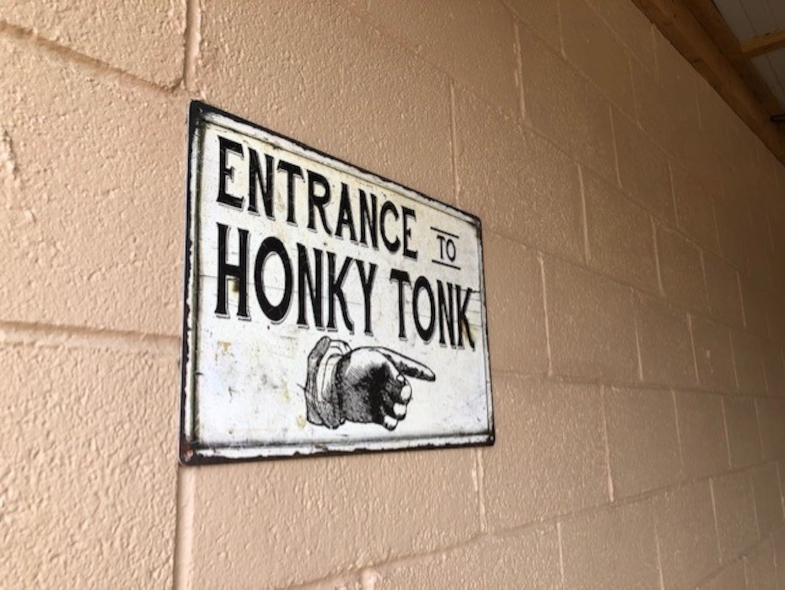 Lov's Whiskey Barrel Honky Tonk Saloon is now open at 939 N. Keowee St. in Dayton.