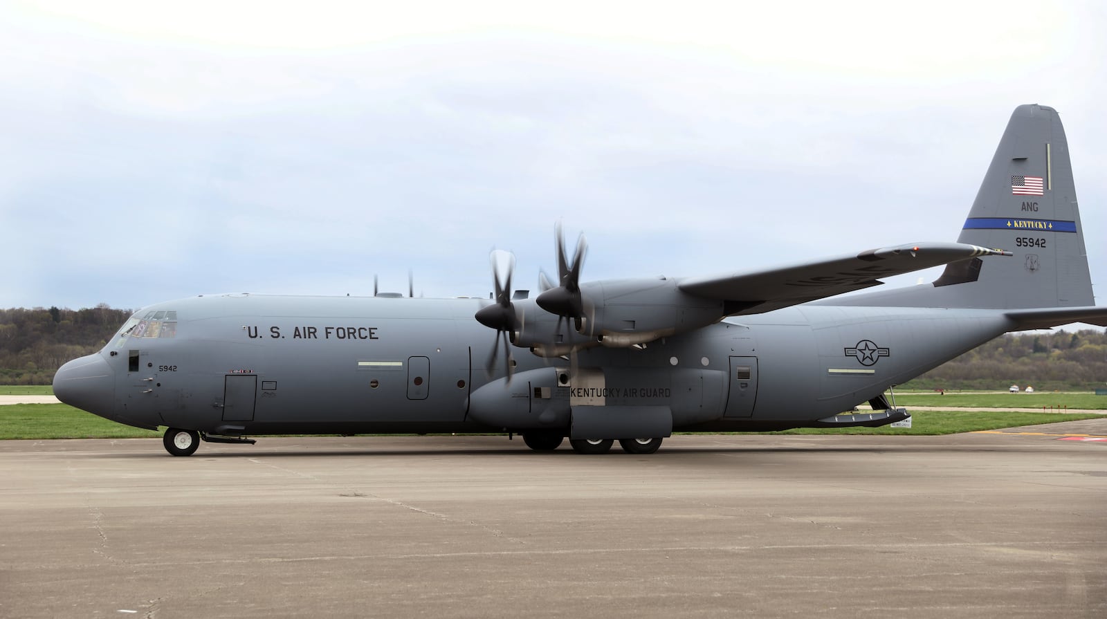 Pilots with the Air National Guard’s123rd Airlift Wing out of Louisville, Kentucky, taxi their C-130J Hercules aircraft at the Cincinnati Municipal Airport, April 6, 2023.  (Photo by Master Sgt. Patrick O’Reilly)