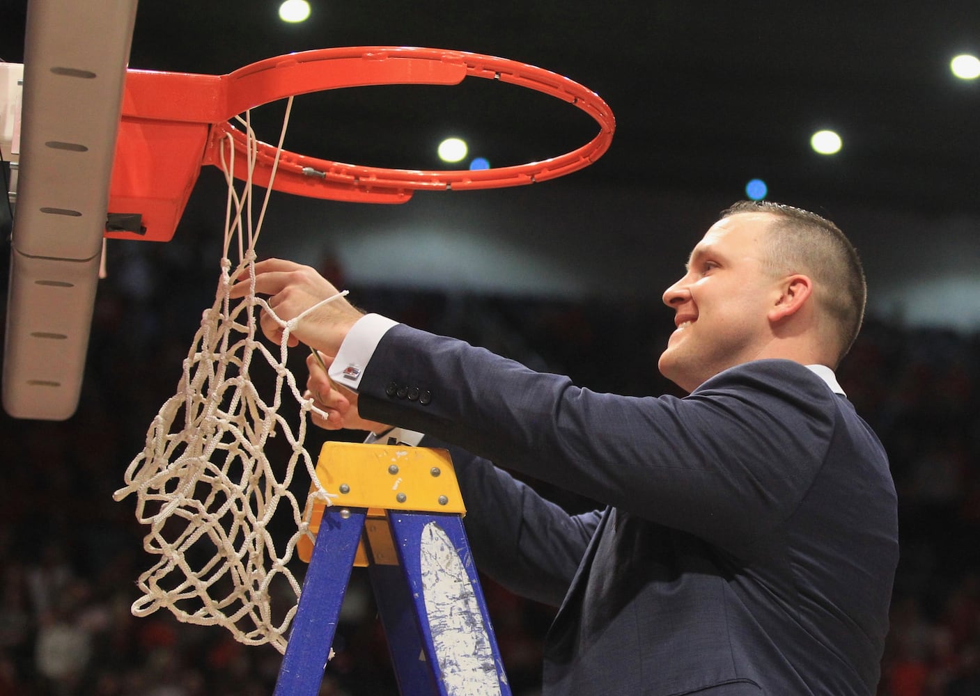 Photos: Dayton Flyers celebrate record-breaking 29th victory