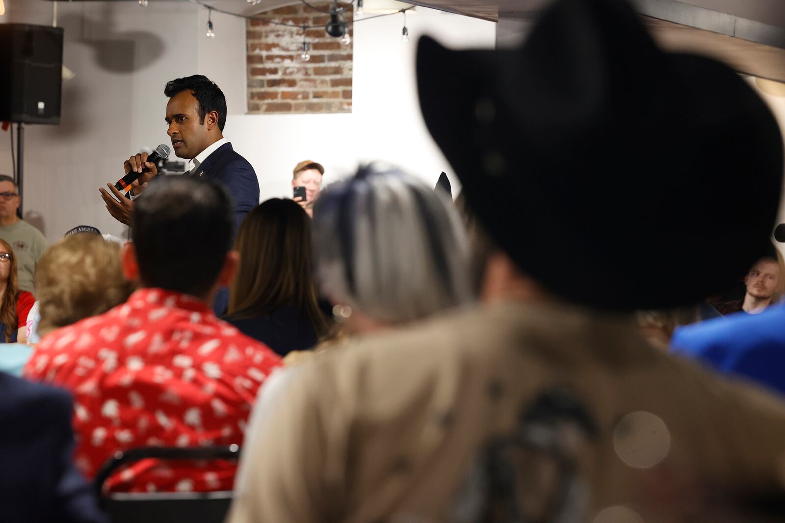 Former presidential candidate Vivek Ramaswamy speaks to a room full of supporters during a town hall meeting at the Bushnell Banquet Center in Springfield Thursday, Sept. 19, 2024. BILL LACKEY/STAFF