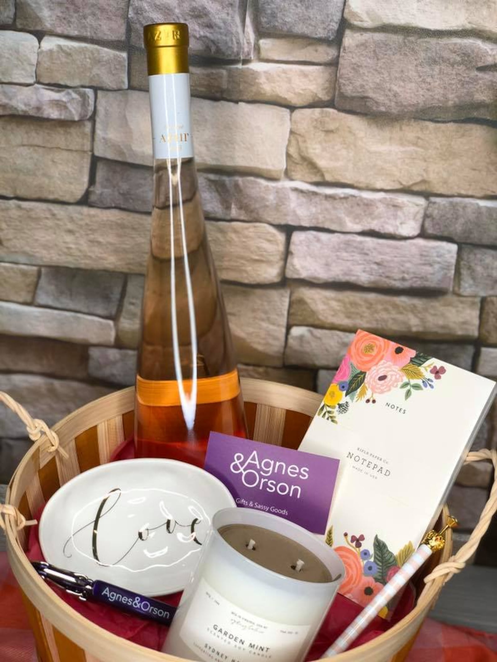 Agnes & Orson offers the opportunity to turn a few gifts into a basket of joy for your loved ones. This boutique offers accessories, gifts, décor, and more. CONTRIBUTED