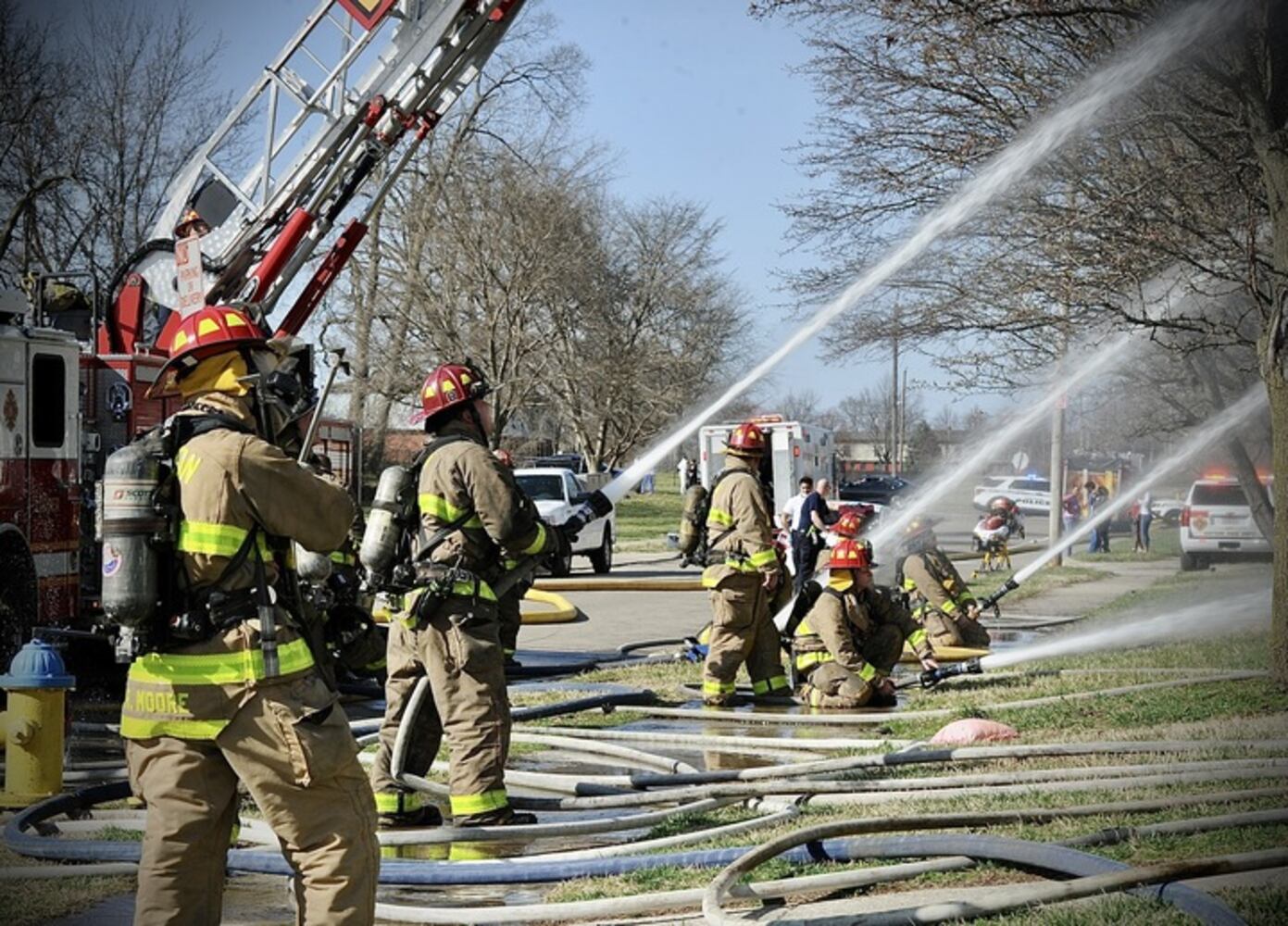 Dayton Fire department battles 2 house fires on Trieschman  Ave.