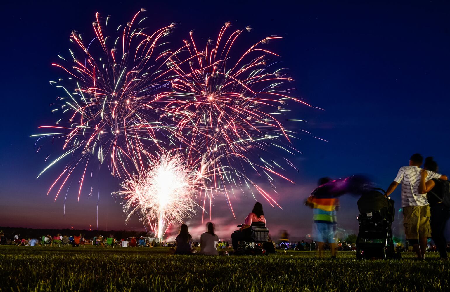 Ohio Challenge balloon glow and fireworks