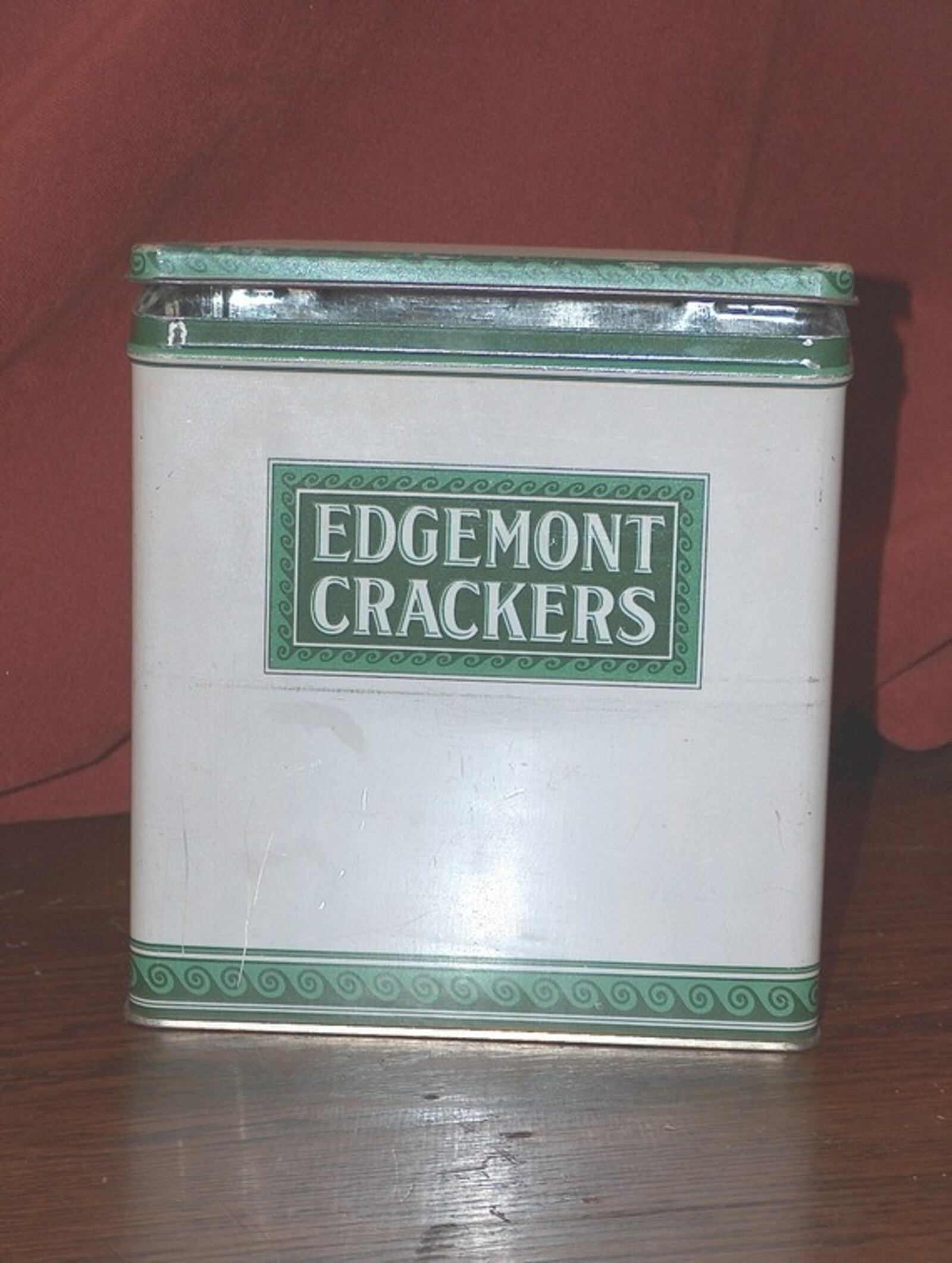 Edgemont Crackers (Source: www.pinterest.com)