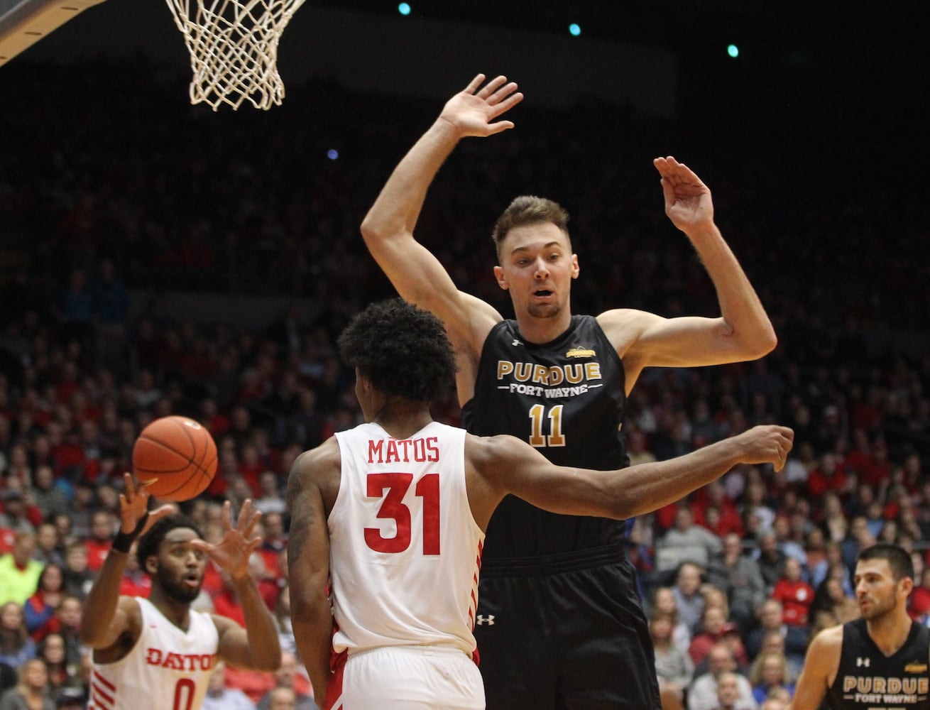 Twenty photos: Dayton Flyers rally to beat Purdue Fort Wayne