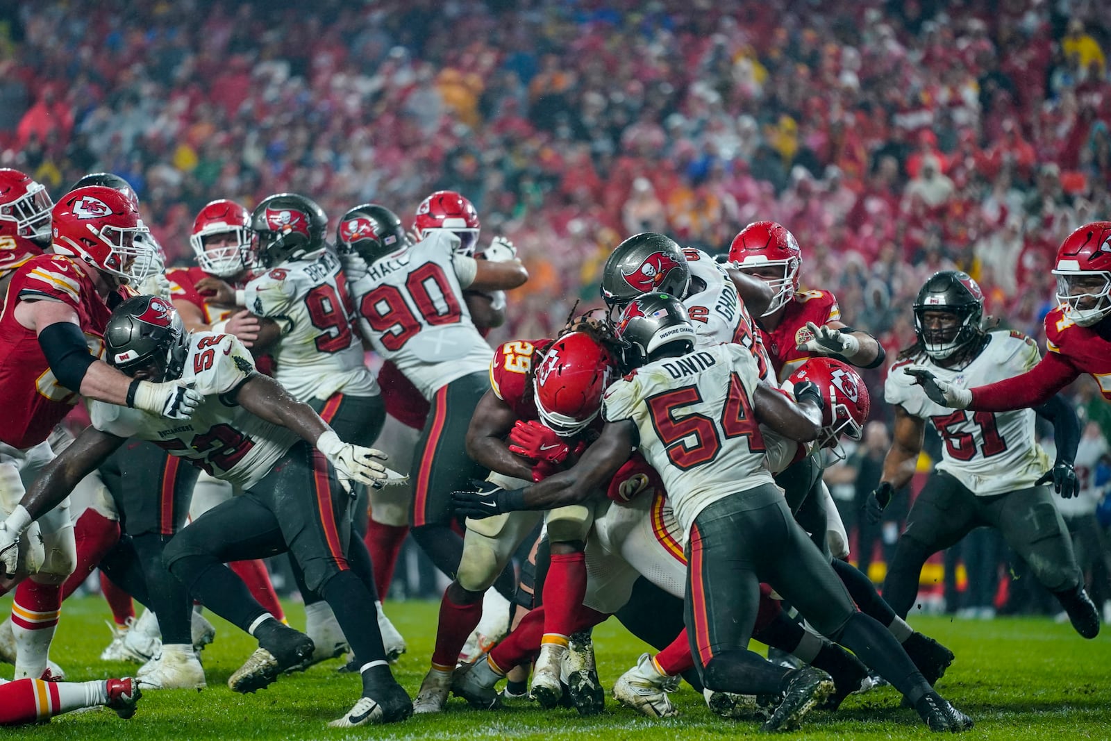 Kansas City Chiefs running back Kareem Hunt (29) runs into the end zone for a touchdown against the Tampa Bay Buccaneers during overtime of an NFL football game, Monday, Nov. 4, 2024, in Kansas City, Mo. (AP Photo/Ed Zurga)