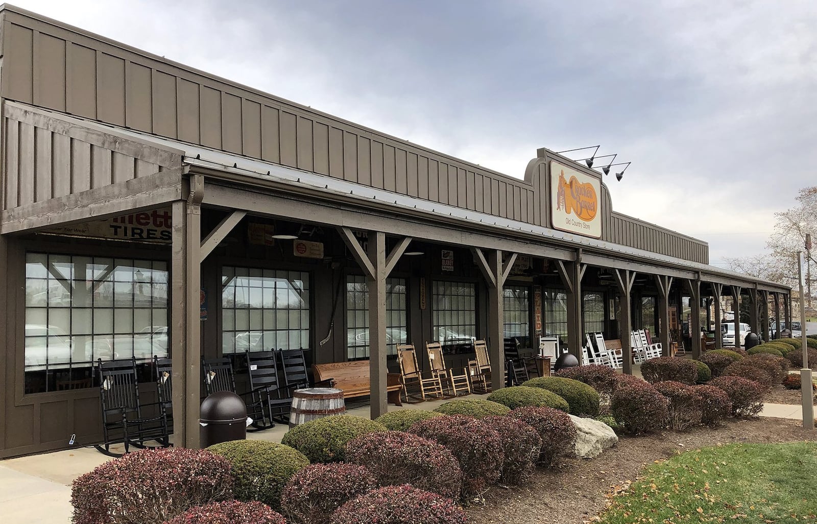 The Cracker Barrel Restaurant on Leffel Lane. BILL LACKEY/STAFF