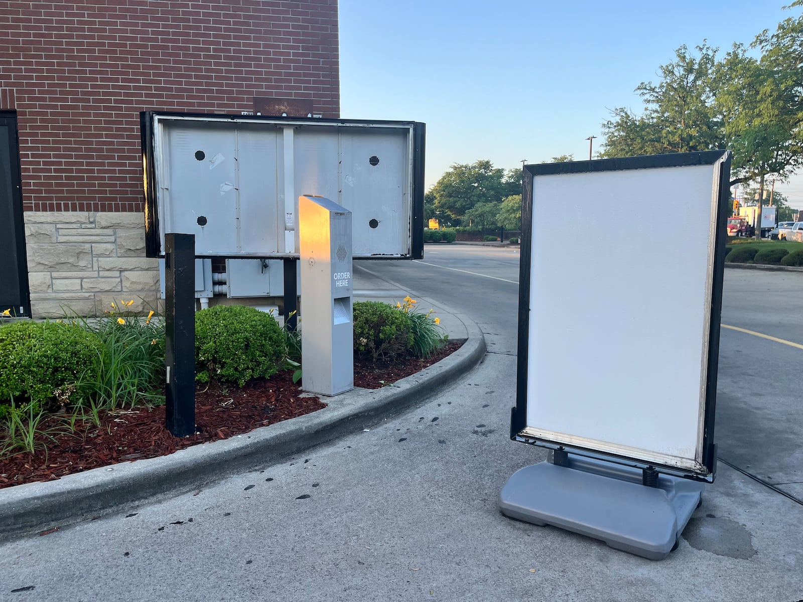 The Sonic Drive-In located at 801 E. Dixie Drive in West Carrollton has closed. NATALIE JONES/STAFF